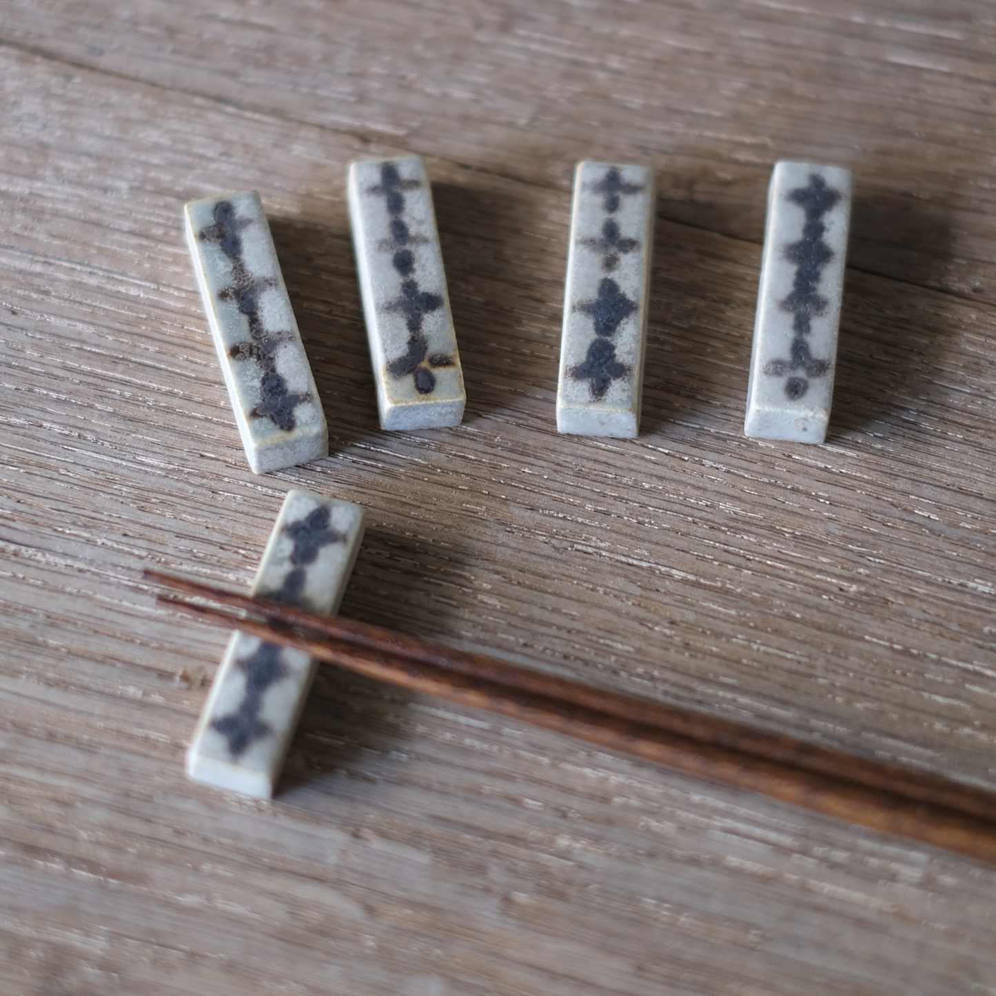 箸置き シカク 十字