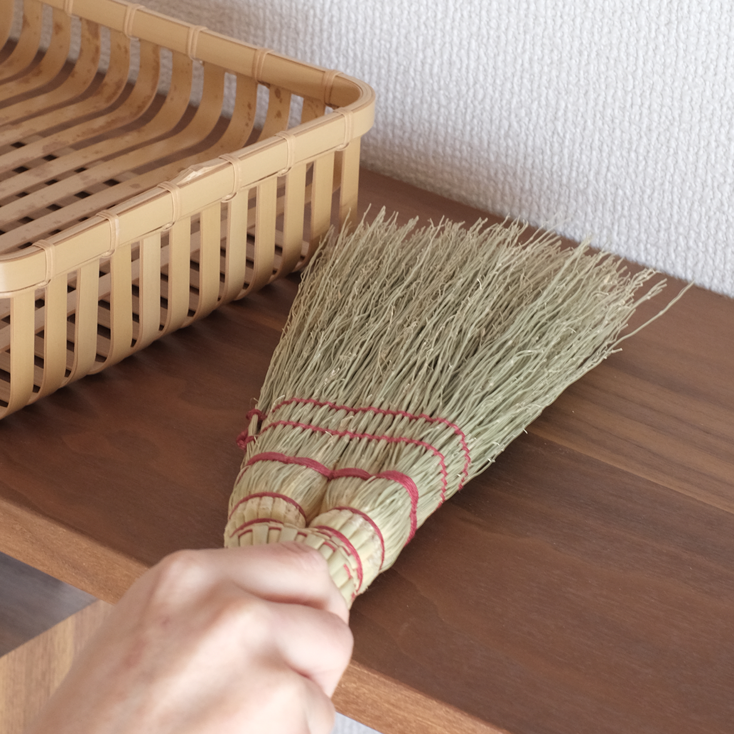 米澤ほうき工房:荒神箒 糸:ターコイズ