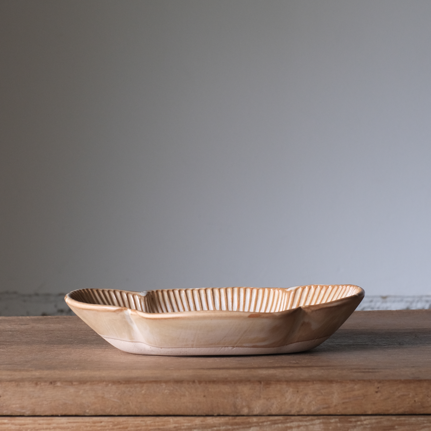 【石渡磨美 × ACOPOTTERY ふたり展】耐熱木瓜深皿L 白