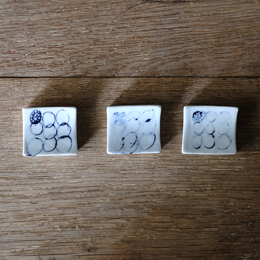 箸置き　まるまるが9つ