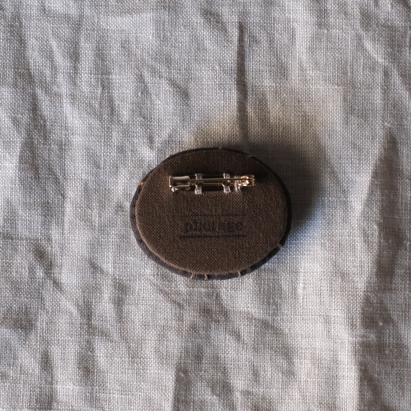 刺繍ブローチ　ドライフラワー