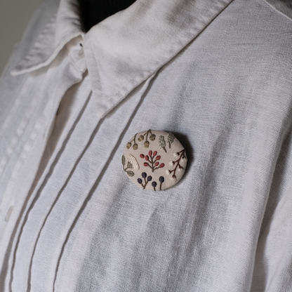 刺繍ブローチ　ドライフラワー