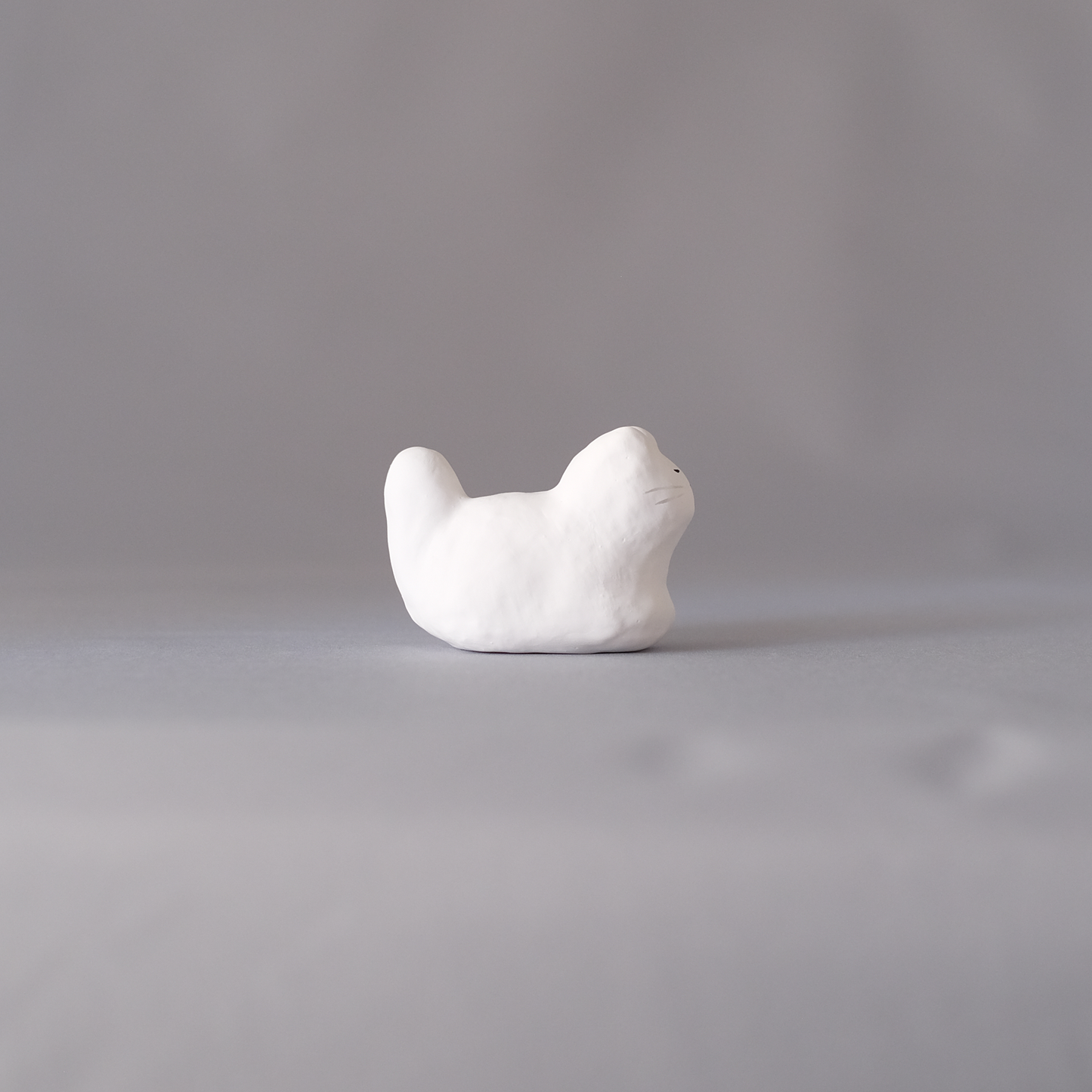 【3/9 ～ 11 18時まで販売】りなの村 張子展 はる、うらうら「白い猫」