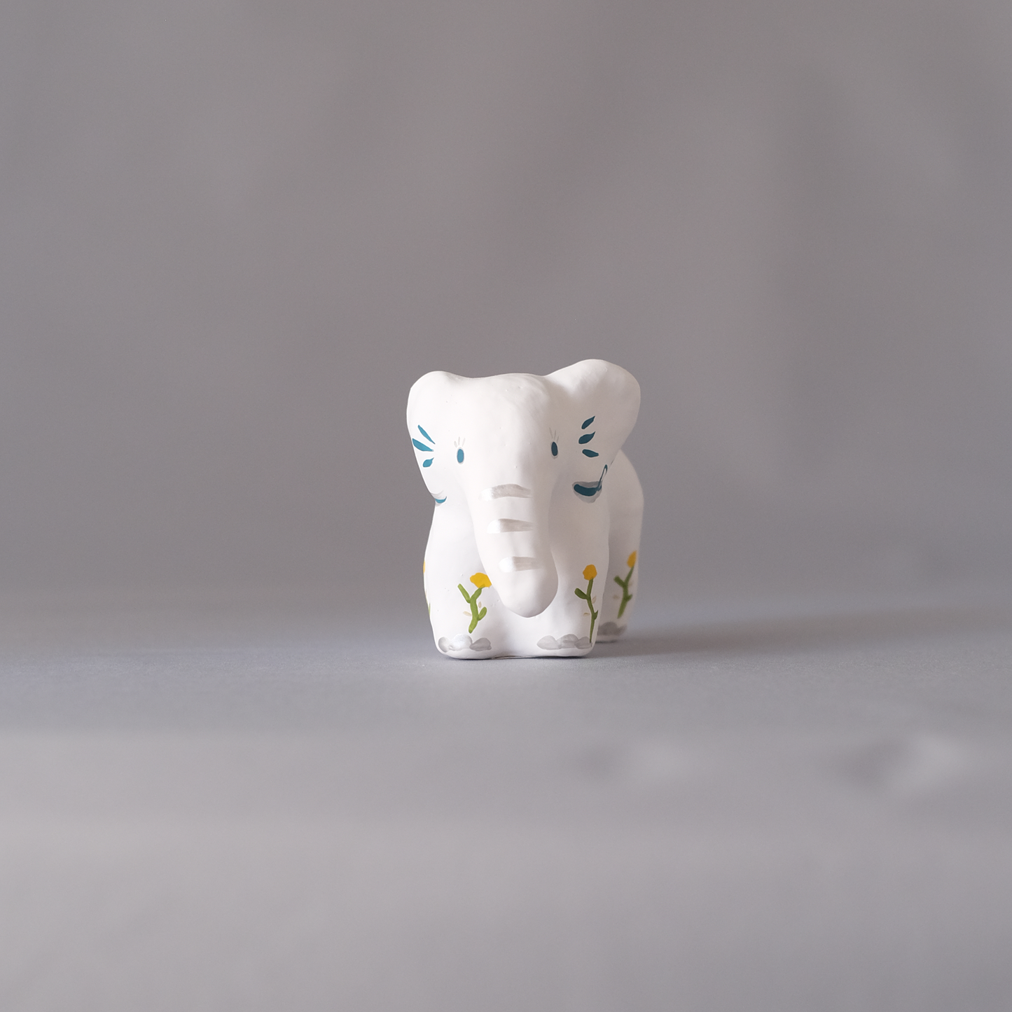 【3/9 ～ 11 18時まで販売】りなの村 張子展 はる、うらうら「旅する象」