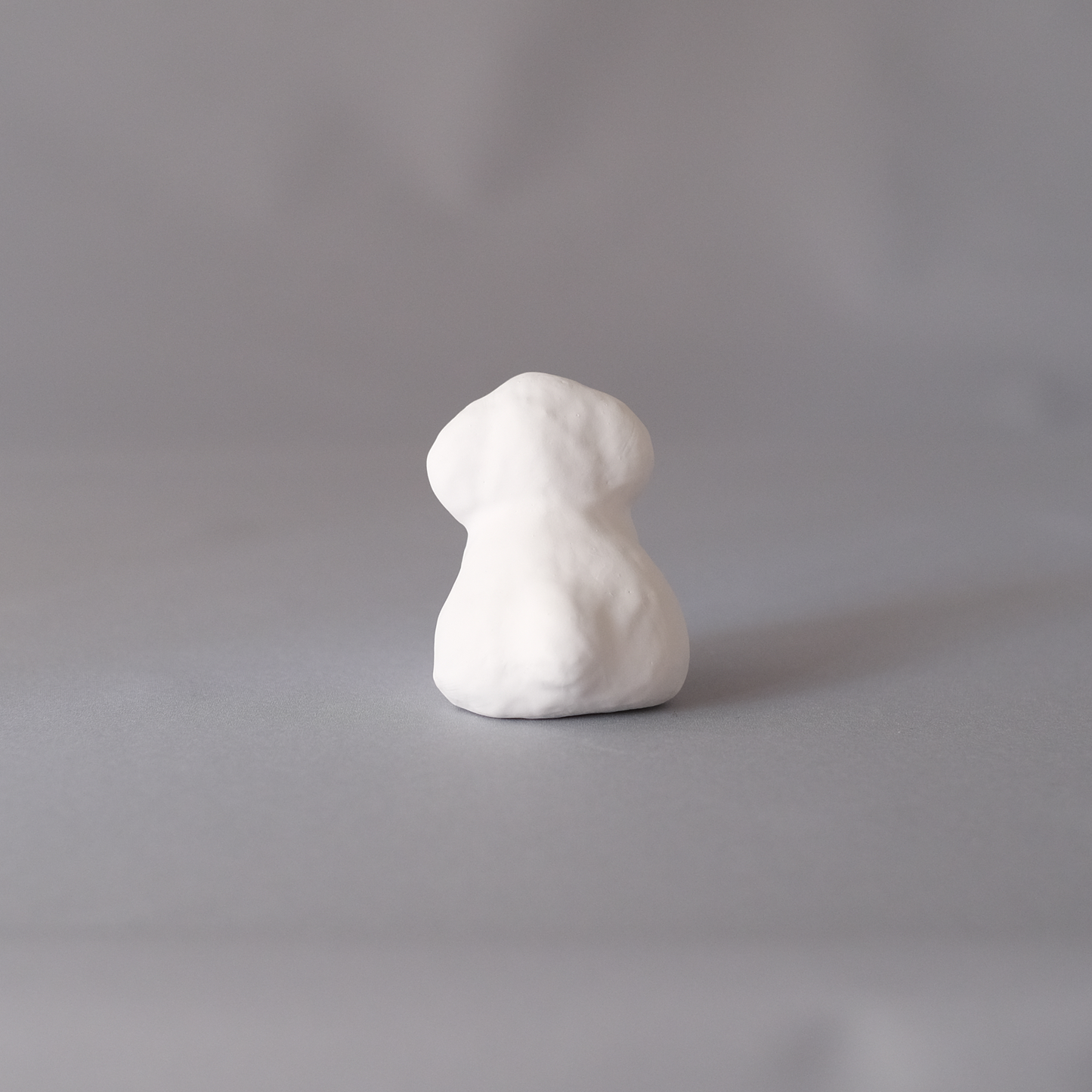 【3/9 ～ 11 18時まで販売】りなの村 張子展 はる、うらうら「白い犬」