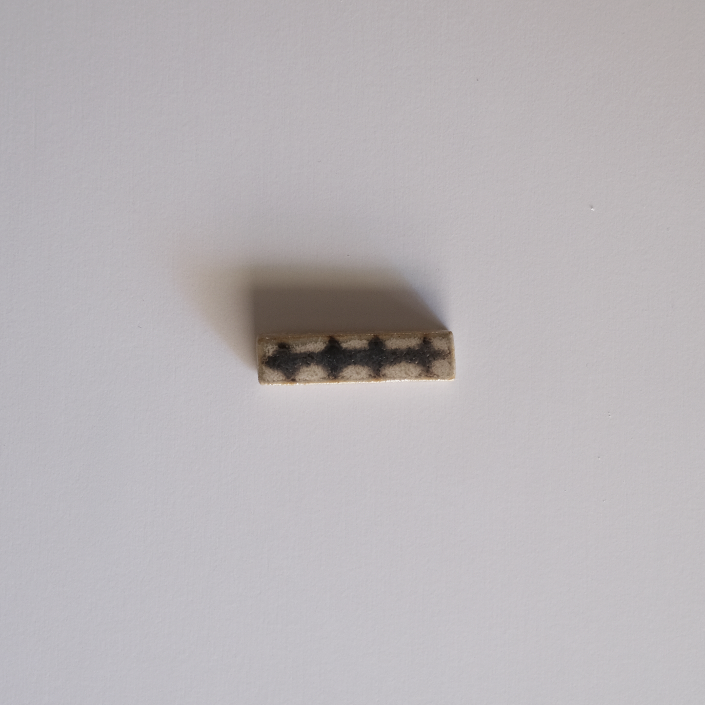 箸置き　シカク　十字