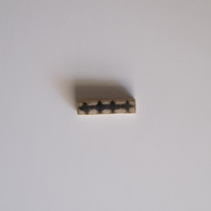 箸置き　シカク　十字