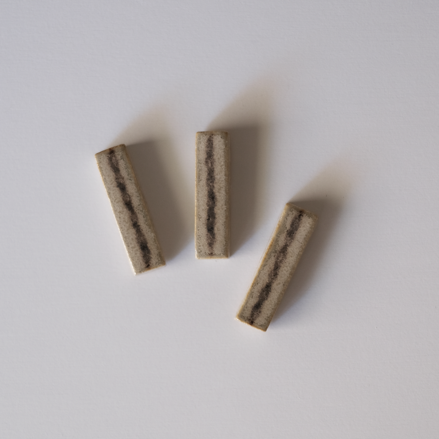 箸置き　シカク　