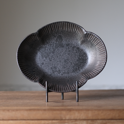 【石渡磨美 × ACOPOTTERY ふたり展】耐熱木瓜深皿L　黒錆