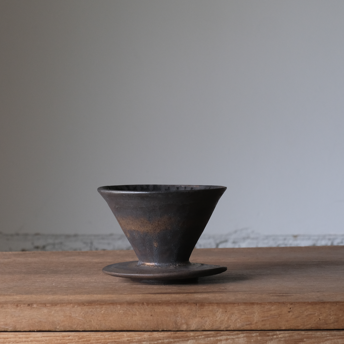【石渡磨美 × ACOPOTTERY ふたり展】コーヒードリッパー　黒唐金