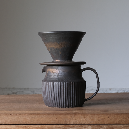 【石渡磨美 × ACOPOTTERY ふたり展】コーヒードリッパー　黒唐金