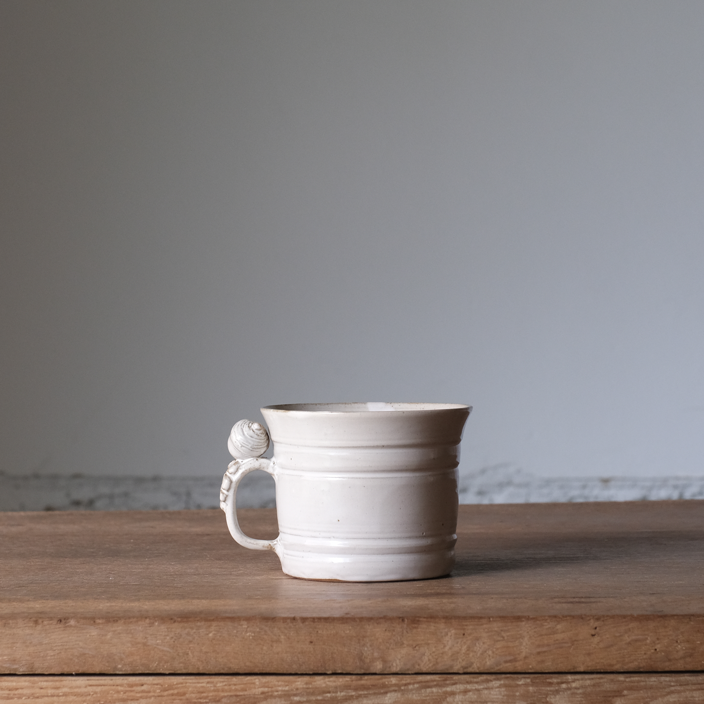 【石渡磨美 × ACOPOTTERY ふたり展】どんぐりマグ 白