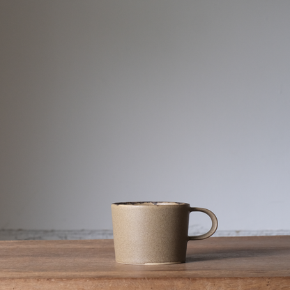 【石渡磨美 × ACOPOTTERY ふたり展】マグカップ W 茶